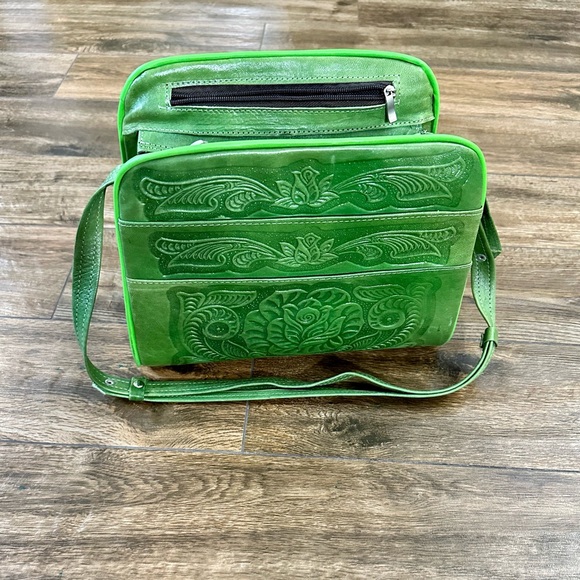 Hand Tooled Green Leather Handbag, Green Boho Embossed Floral Bag - Picture 2 of 8